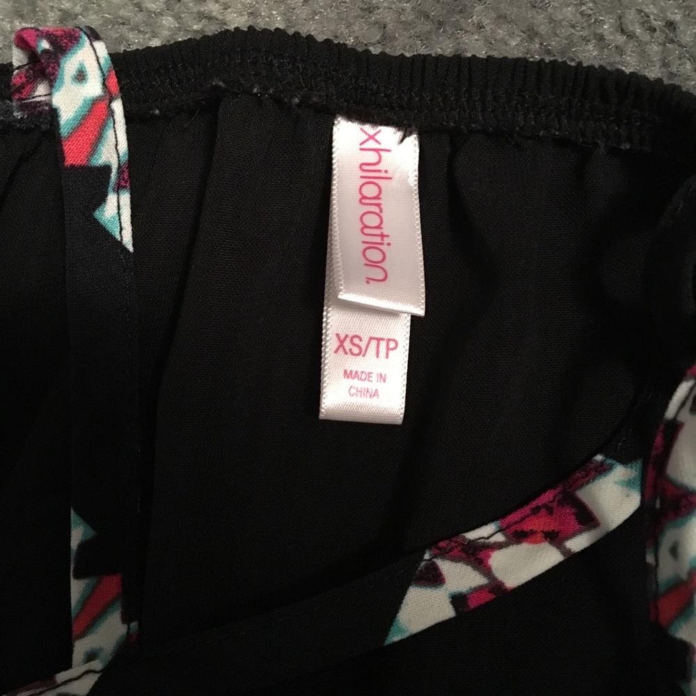 Cute strappy criss cross one piece romper💕 - Picture 5 of 6